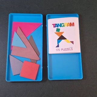 شایان- تانگرام 2 نفره جعبه پلاستیکی 175 طرح 